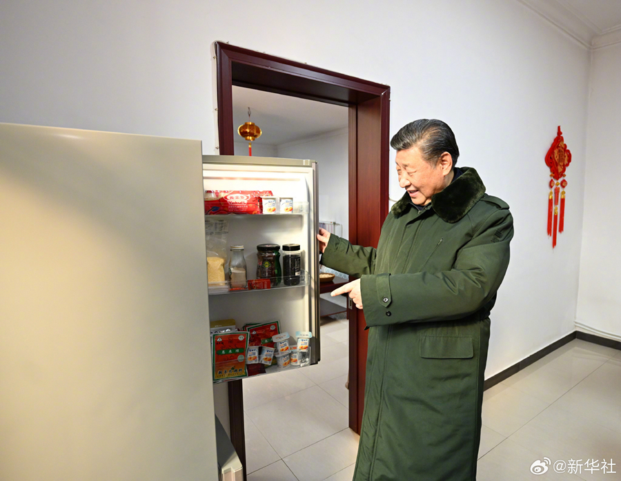 习近平春节前夕在天津看望慰问基层干部群众6